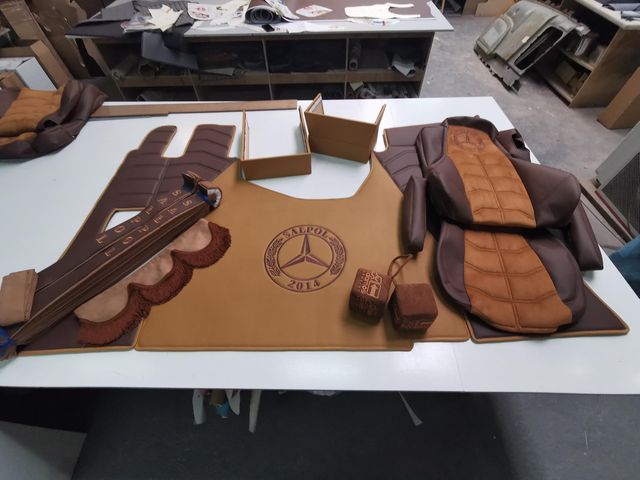 Mattesett Laget på Bestilling - Belysning, Knappestopping, Bussplysj