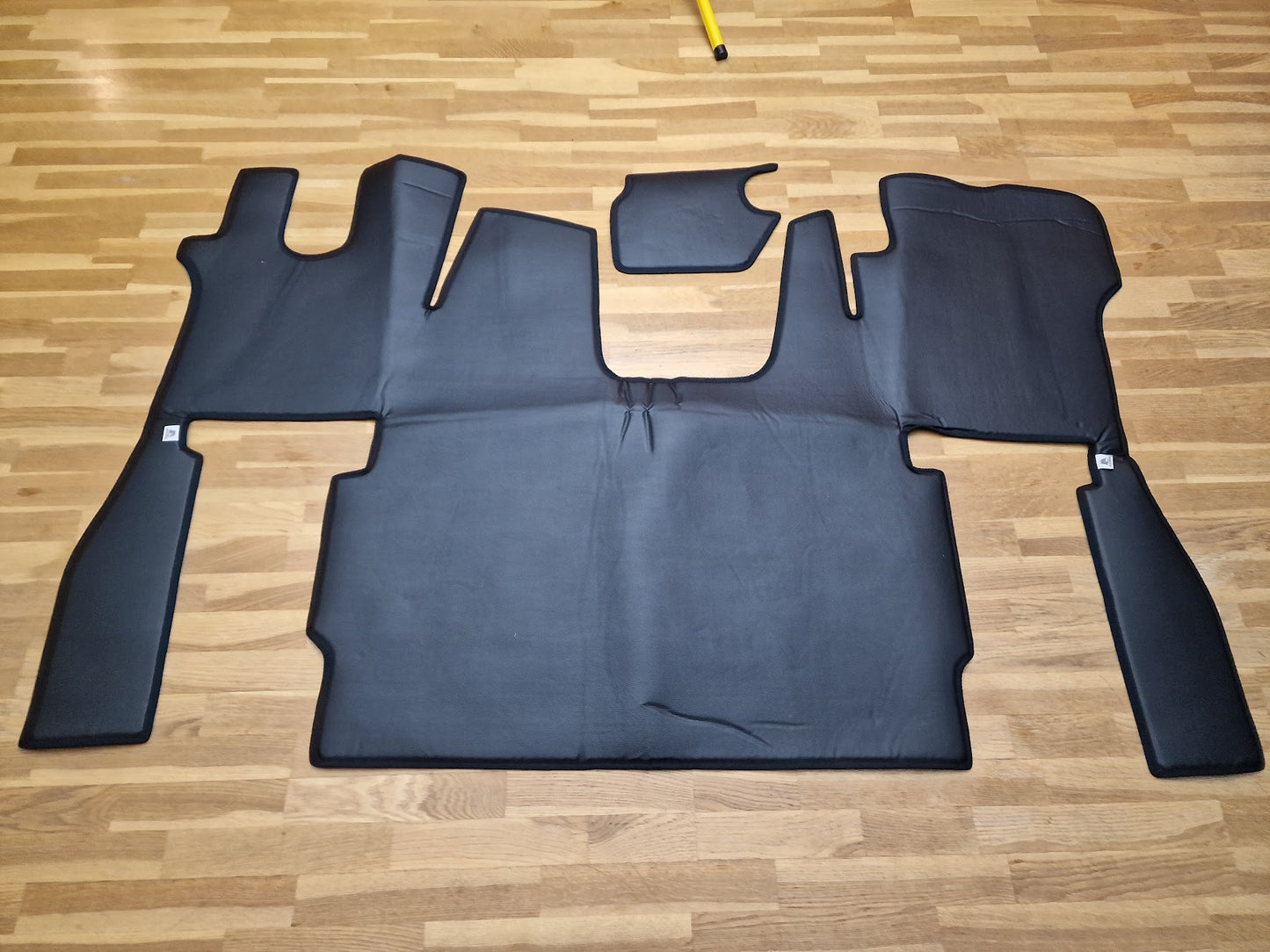 New Mat Set (Smooth) for Scania Nextgen S - Black or Beige Color
