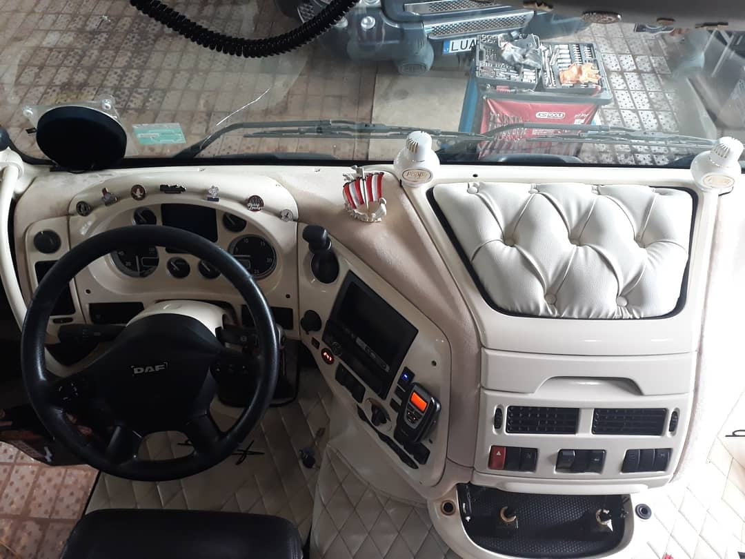 Alcantara / Suede Leather, Self-adhesive - Charcoal