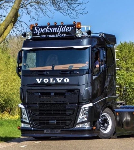 Dirt deflector for Scania R, Volvo FH4, Renault T