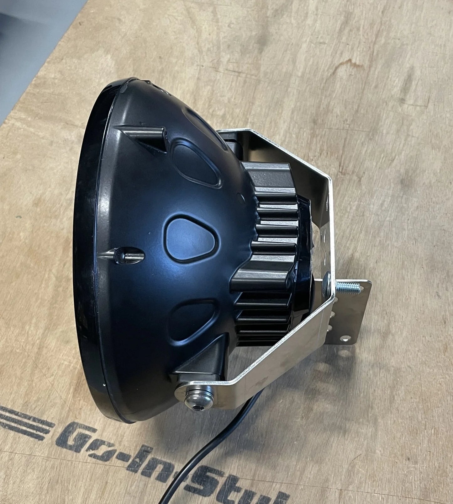 Auxiliary Light Mounting Bracket for Mounting in Grill or Roof