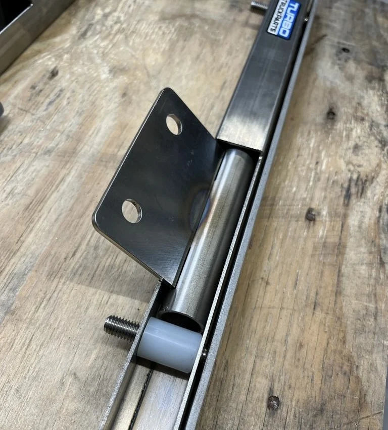 Hinged Mounting Bracket for 248cm Mudflap