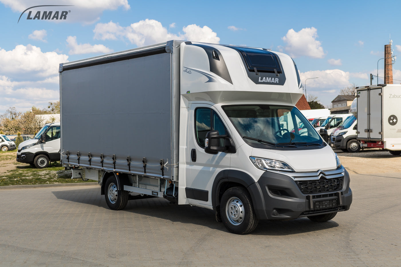 Lamar Aero SkyCAB Sleeper Cab/Sleeper Cabin with Spoilers - All Vans