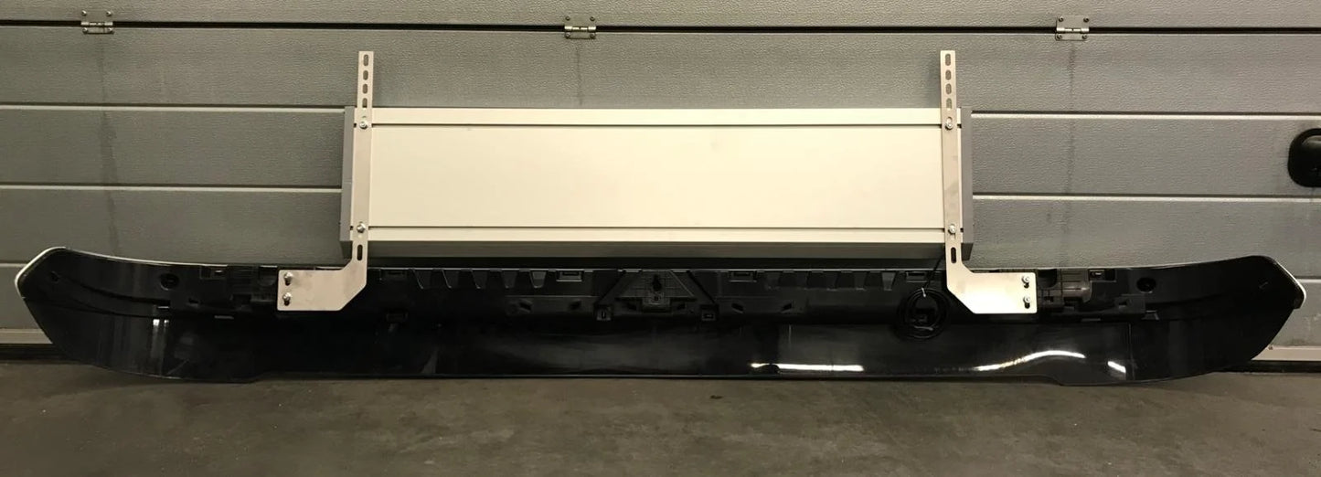 Light box mounting bracket for Scania Nextgen or DAF Spacecab