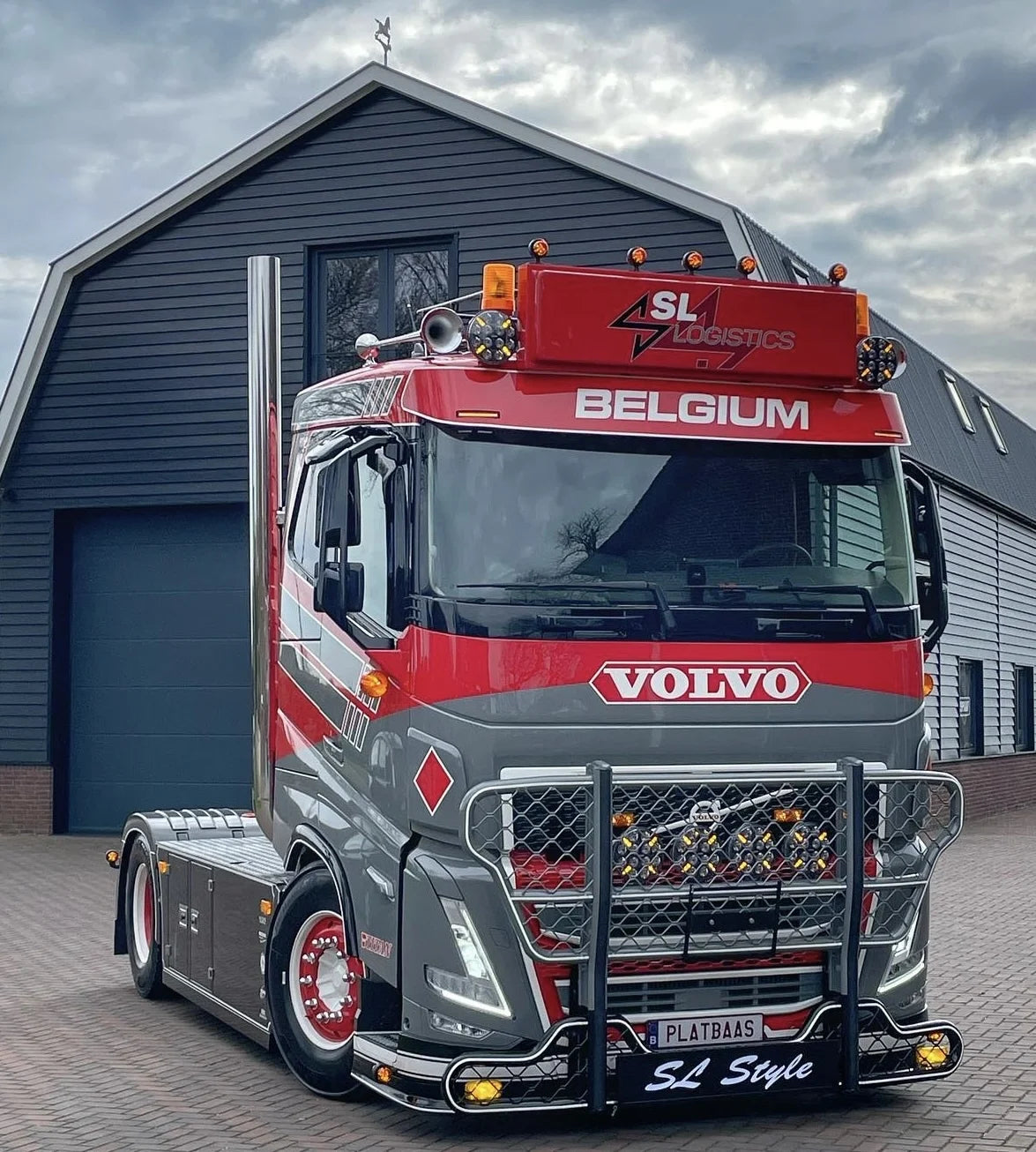 Nedking Brass 95cm - 37" Lufthorn