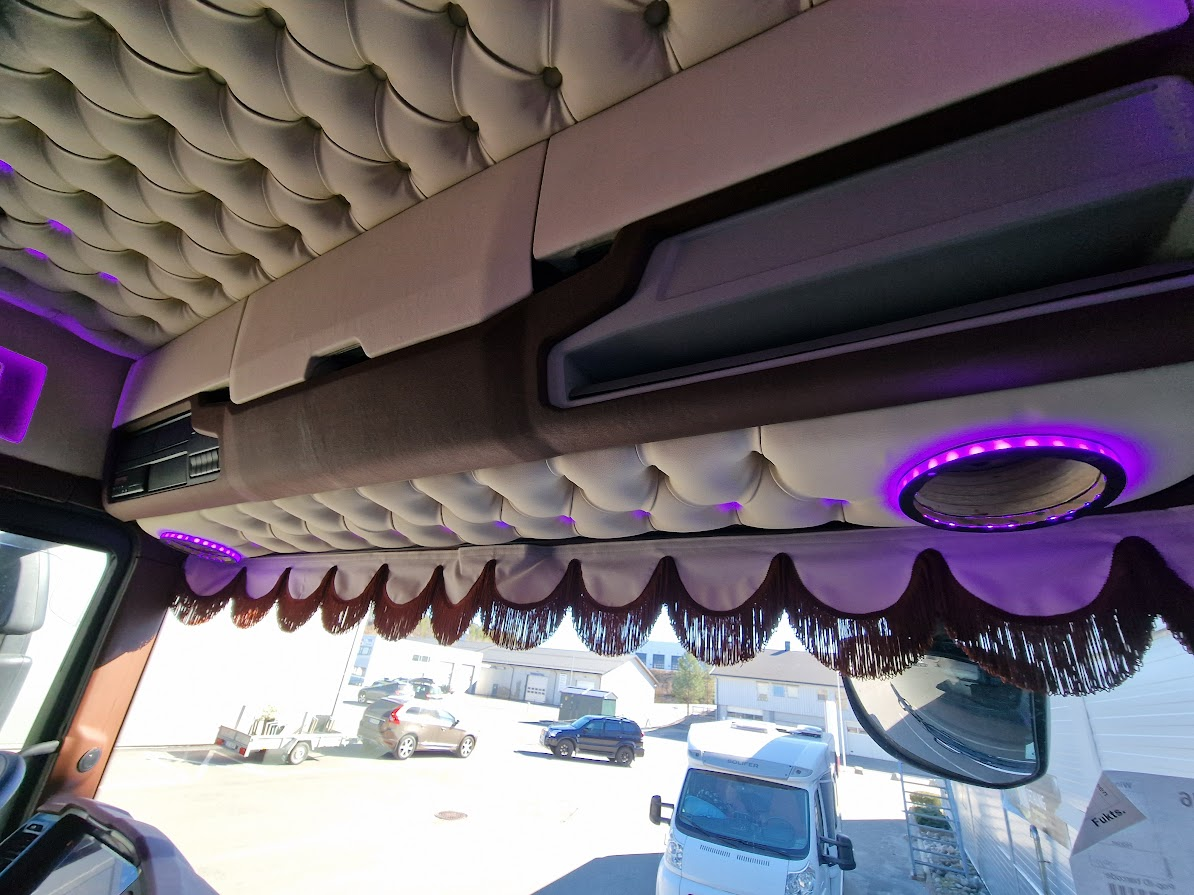 Sun visor made to order - Button fastening, LED diodes, Alcantara