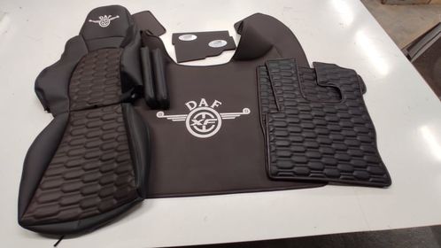 Mattesett Laget på Bestilling - Belysning, Knappestopping, Bussplysj