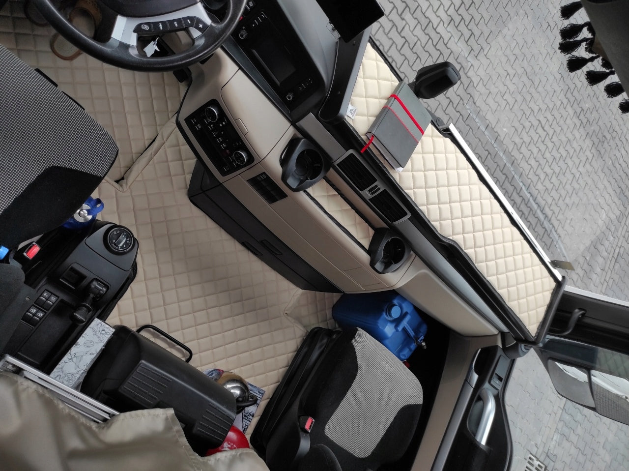 Dashboard Table in Ruter - MAN TGX 2007-2017