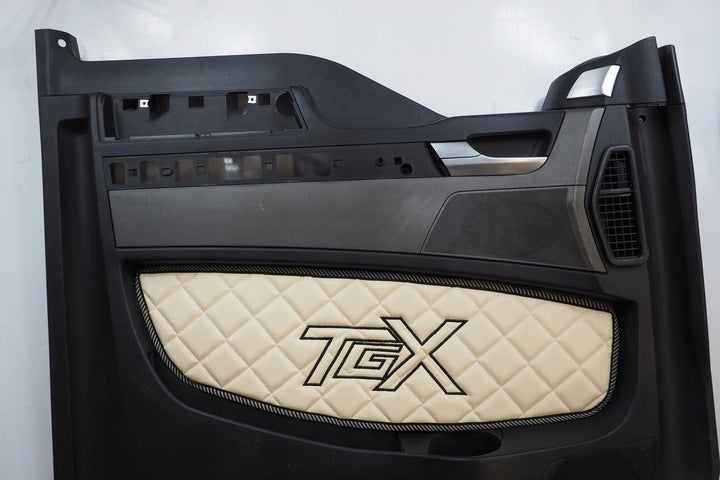 Door covers in Ruter - MAN TGX 2007-2020