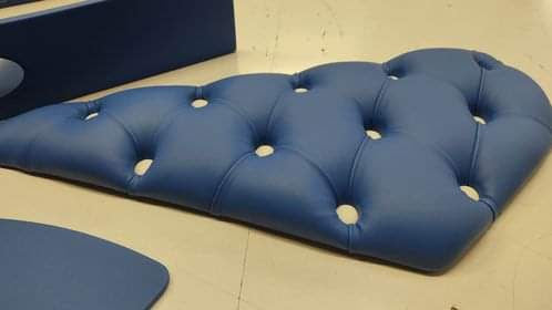 Tabletop Made to order - Leather, Button-stitching, Bus plush