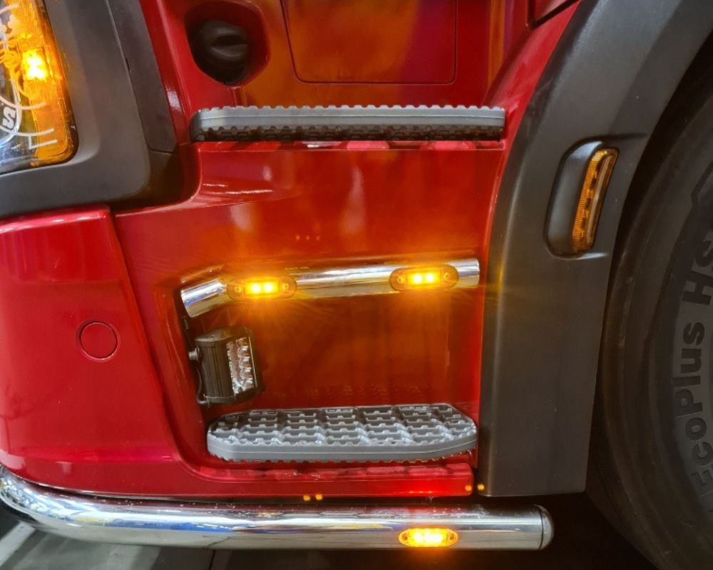 Sidebøyler, Trinnbøyler med LED-Belysning - Scania Nextgen