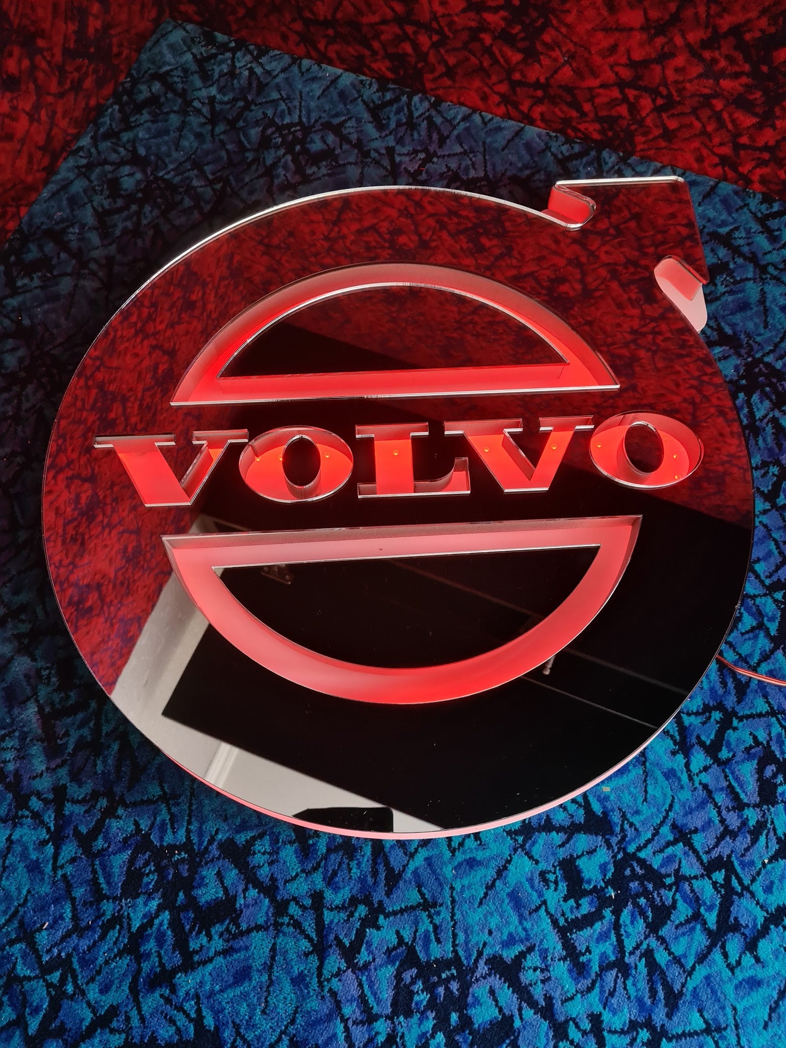 LED Lysskilt/Speil 3D, VOLVO Logo - Rød/RGB 24V