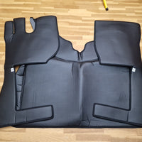 Ny Mattesett (Glatt) til Volvo FH4/FH5/AERO - Svart eller Beige Farge