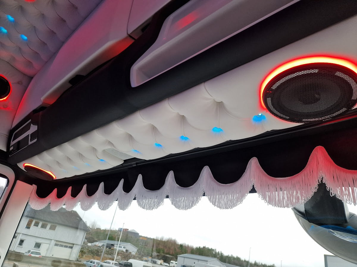 Solskjermplate Laget på Bestilling - Knappestopping, LED-Dioder, Alcantara