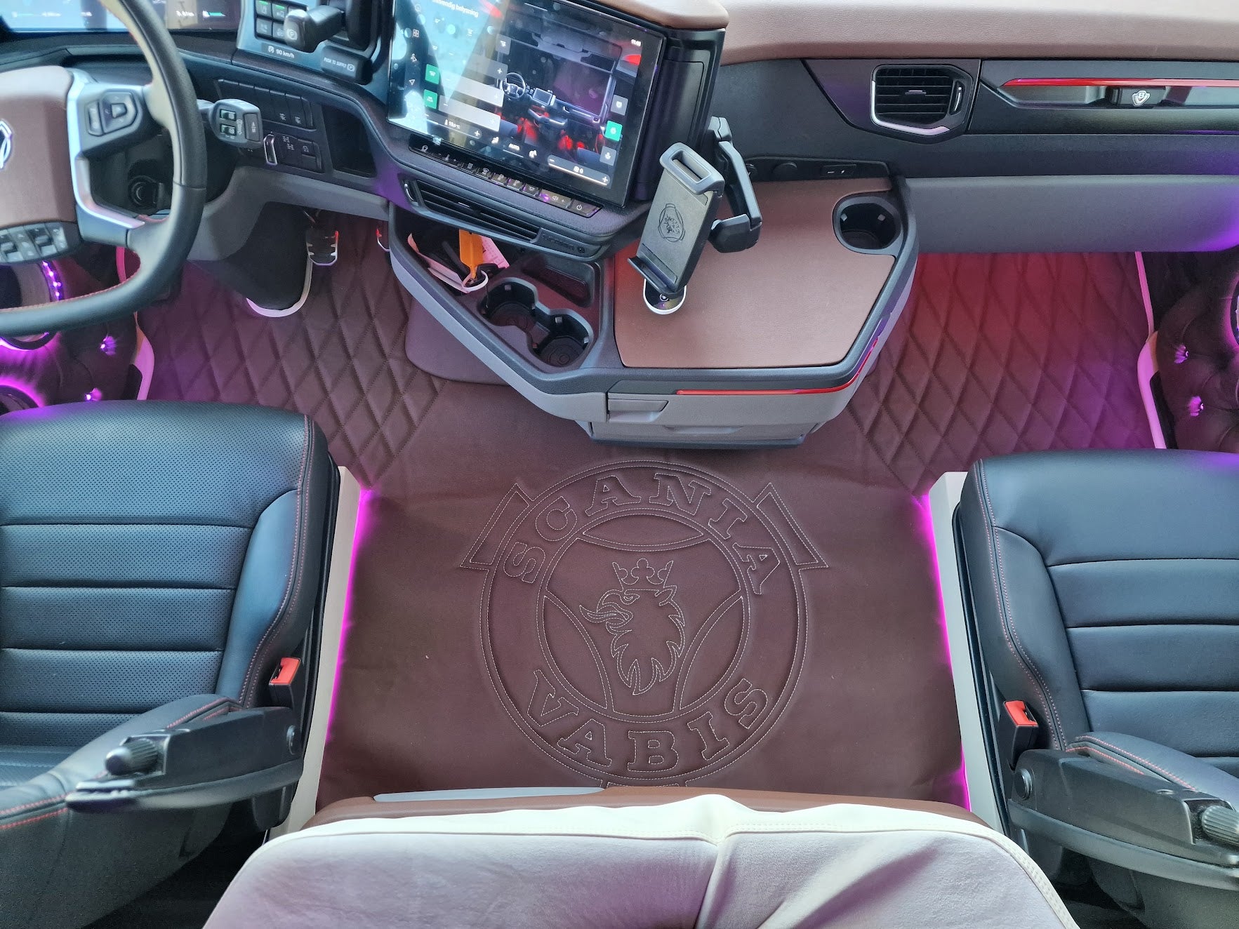 Mattesett Laget på Bestilling - Belysning, Knappestopping, Bussplysj