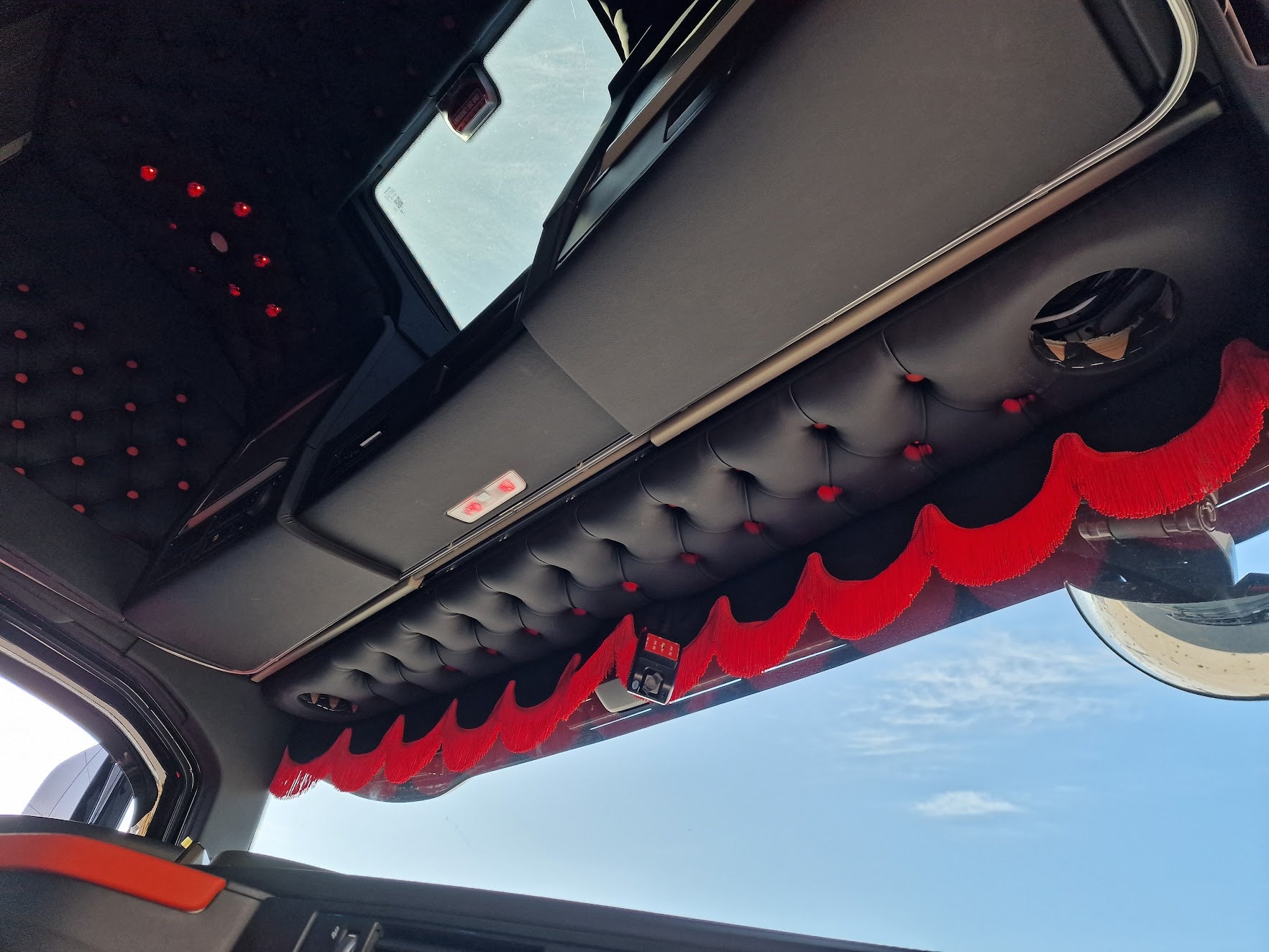 Frontkappe i Stoff til Lastebil/Varebil - Laget på Bestilling