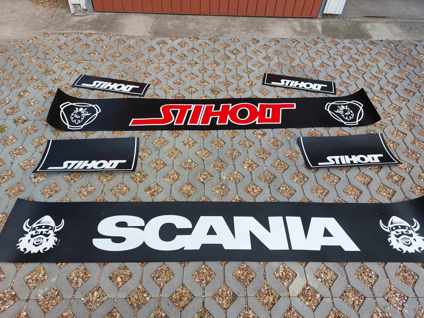 New Splash Pads Pressed, 240x35cm - Ready for Shipping!