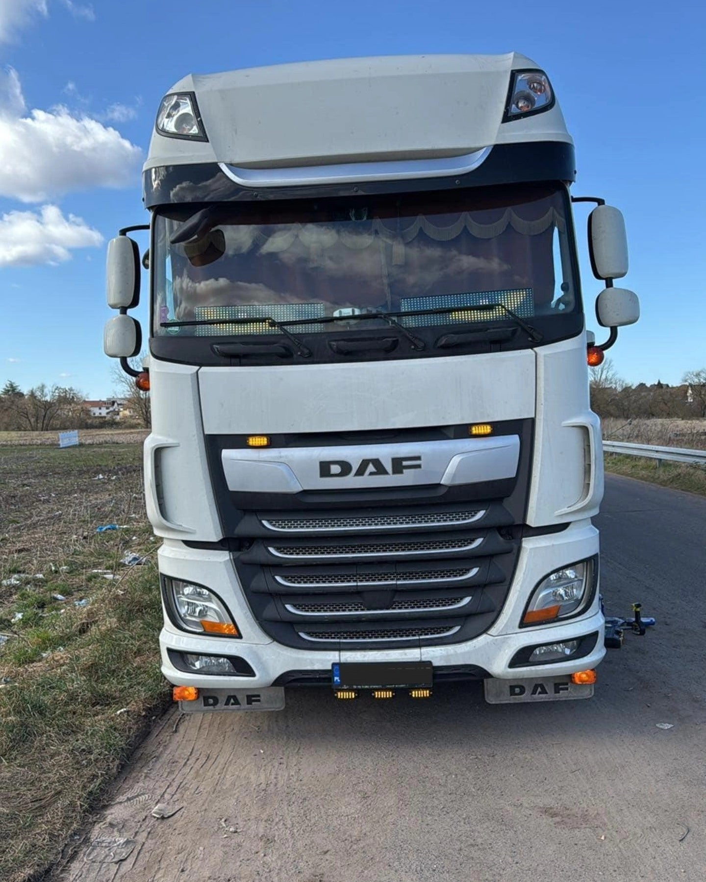 Mounting Bracket for Double Burners, Behind Sign Frame - Black