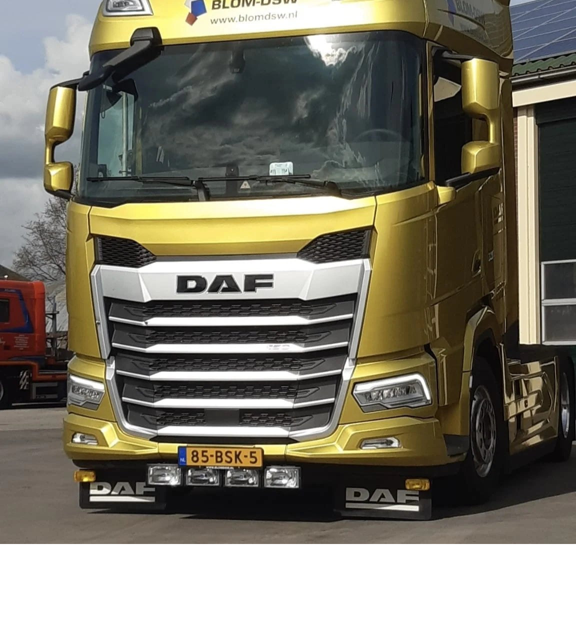 Bumper bracket for Hella jumbo 220 - DAF XF, XG, XG+