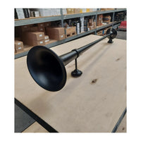 Nedking Brass 95cm - 37" Svart Lufthorn