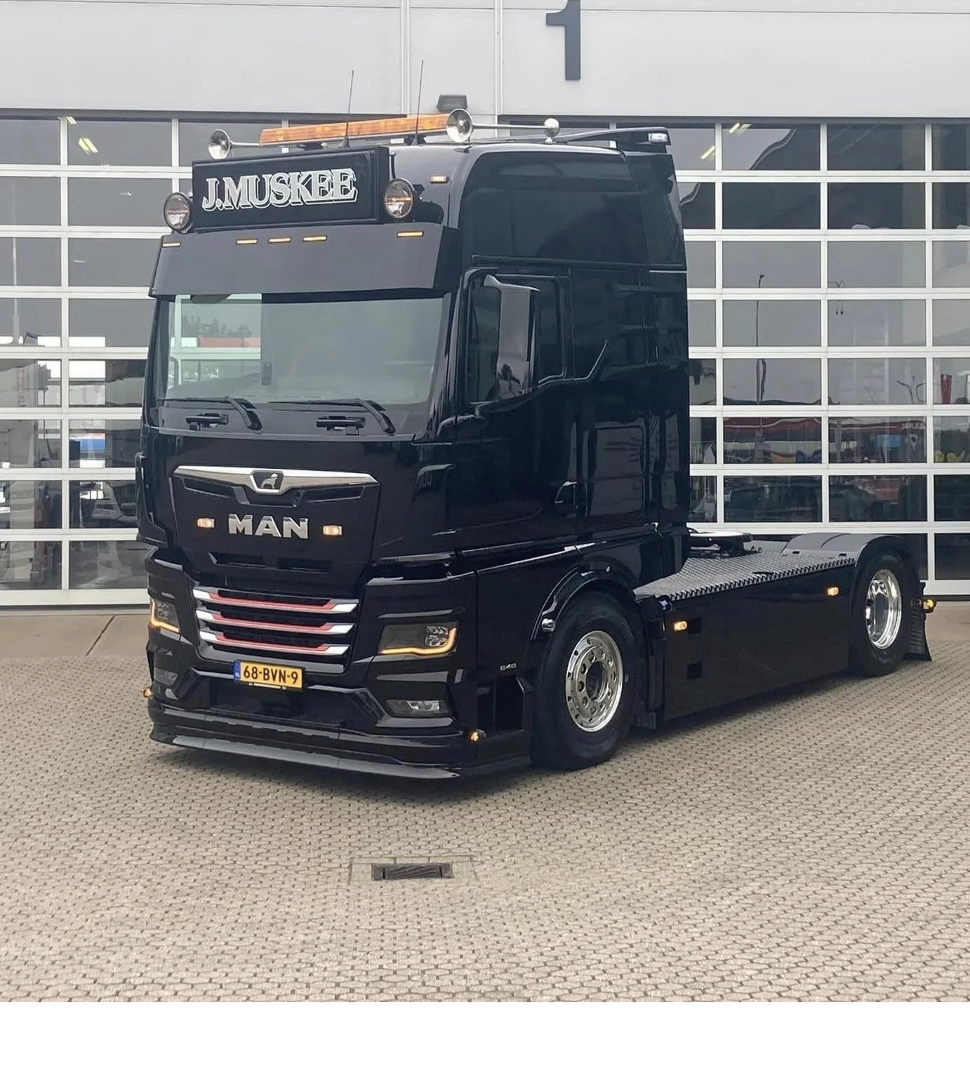 Turbo Truckparts Underfanger til MAN TGX Nextgen (TG3)