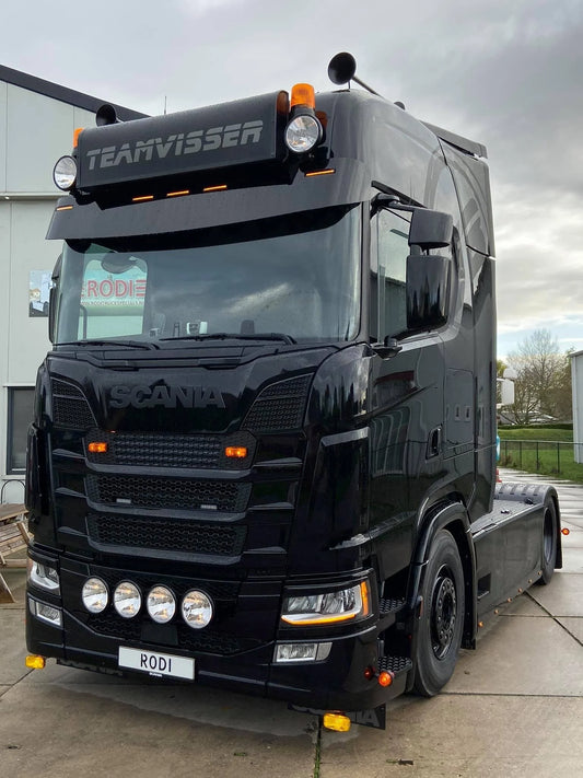 Light box mounting bracket for Scania Nextgen