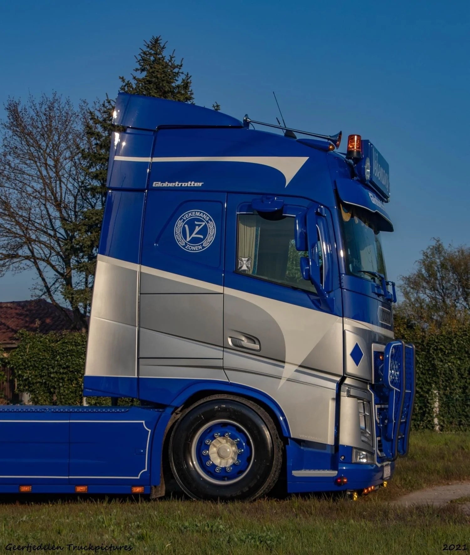 Lyskasse Festebrakett til Volvo FH5/FH4/FM5