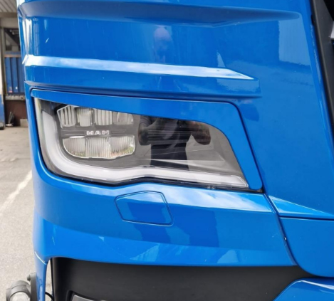 Eyelids for MAN TGX Nextgen