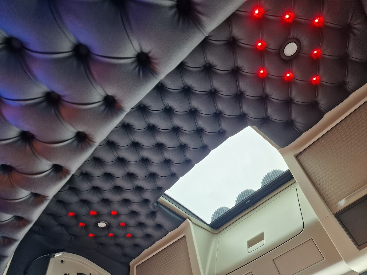 Taktrekk Laget på Bestilling - Belysning, Knappestopping, Bussplysj