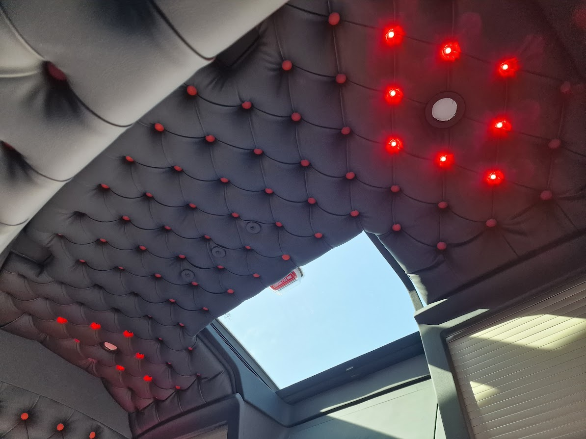 Taktrekk Laget på Bestilling - Belysning, Knappestopping, Bussplysj