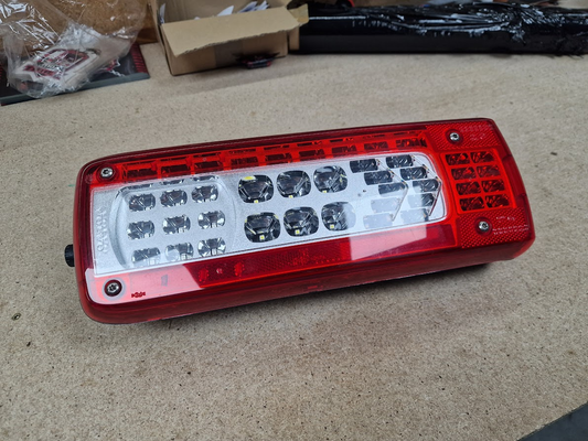 Ny Original LED Baklykt Høyre, Vignal, til Volvo FH / FM