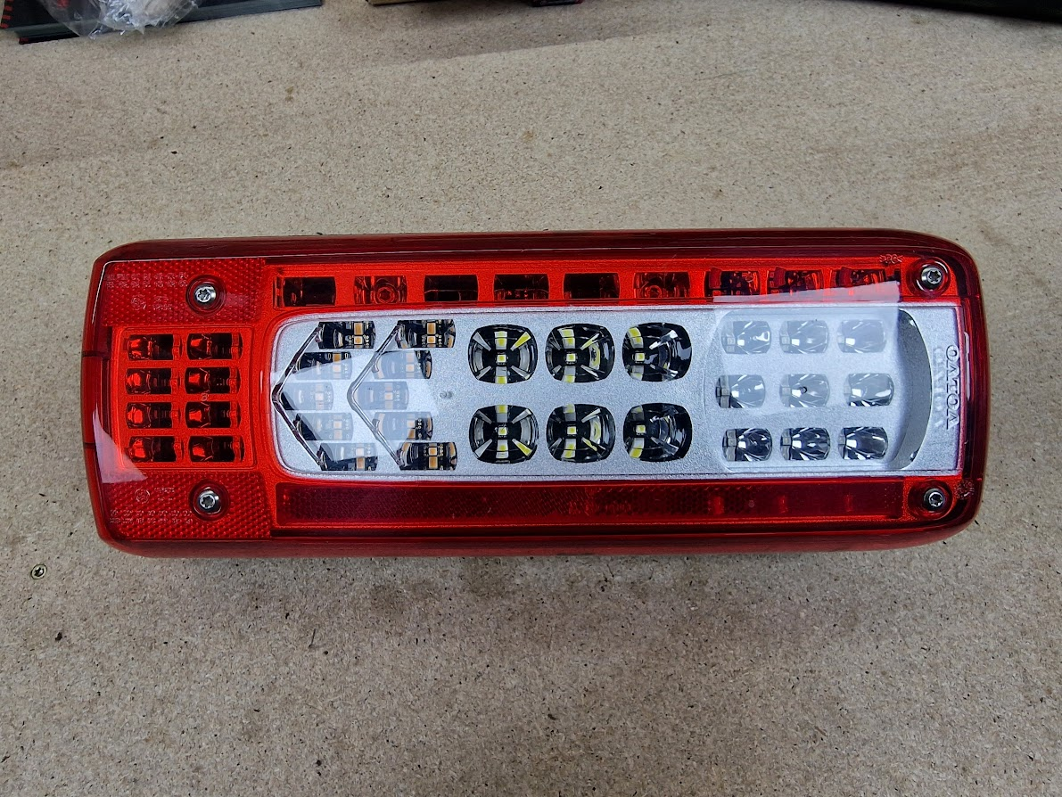 Ny Original LED Baklykt Venstre, Vignal, til Volvo FH / FM