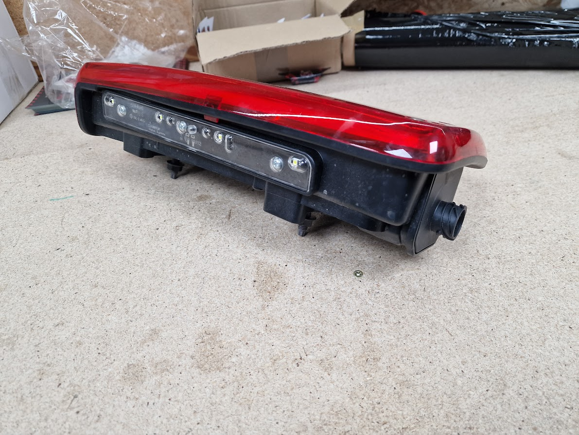 Ny Original LED Baklykt Venstre, Vignal, til Volvo FH / FM