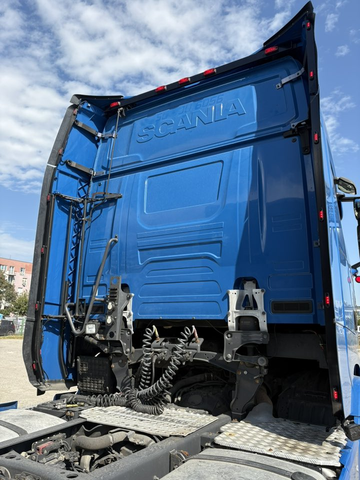 Perleport i Rustfritt Stål/Pulverlakk - Scania Nextgen R/S