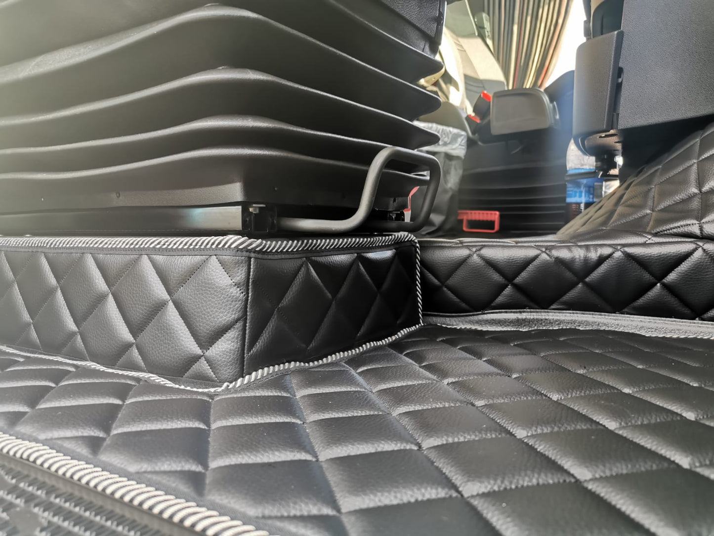 Stolsokkel Trekk i Ruter/Glatt - Volvo FH4/FH5/AERO