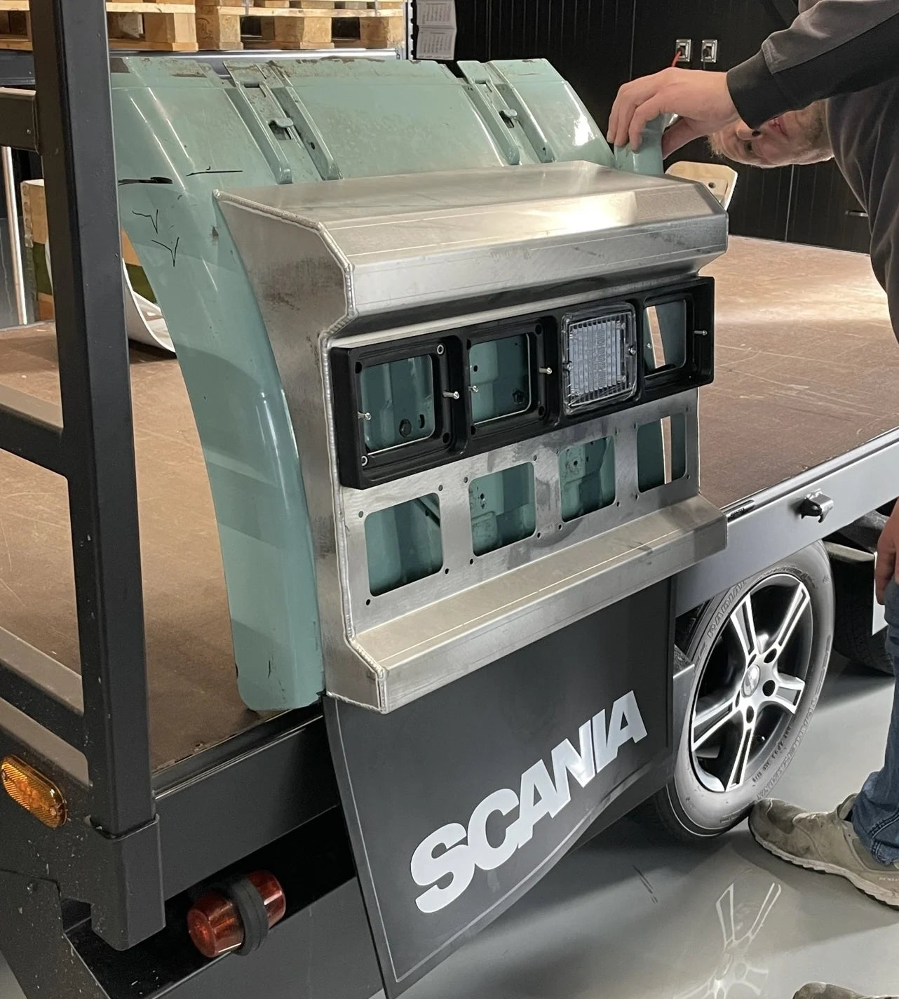 Baklys System Inkl Rammer (Sett) til Scania