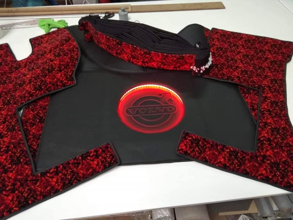 Mattesett Laget på Bestilling - Belysning, Knappestopping, Bussplysj