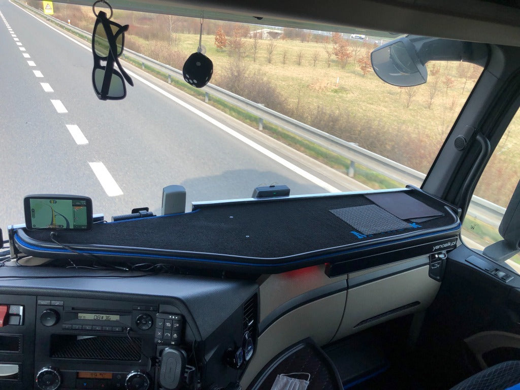 Dashboard Table in Ruter - Mercedes Actros MP4