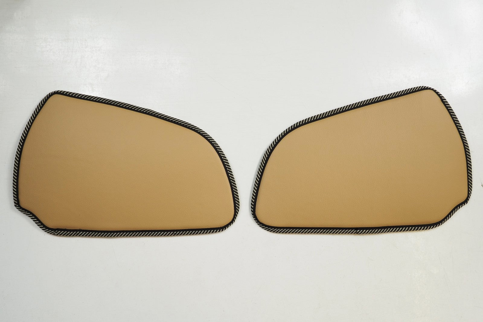 Door cover Smooth - Scania R/Streamline 2004-2016