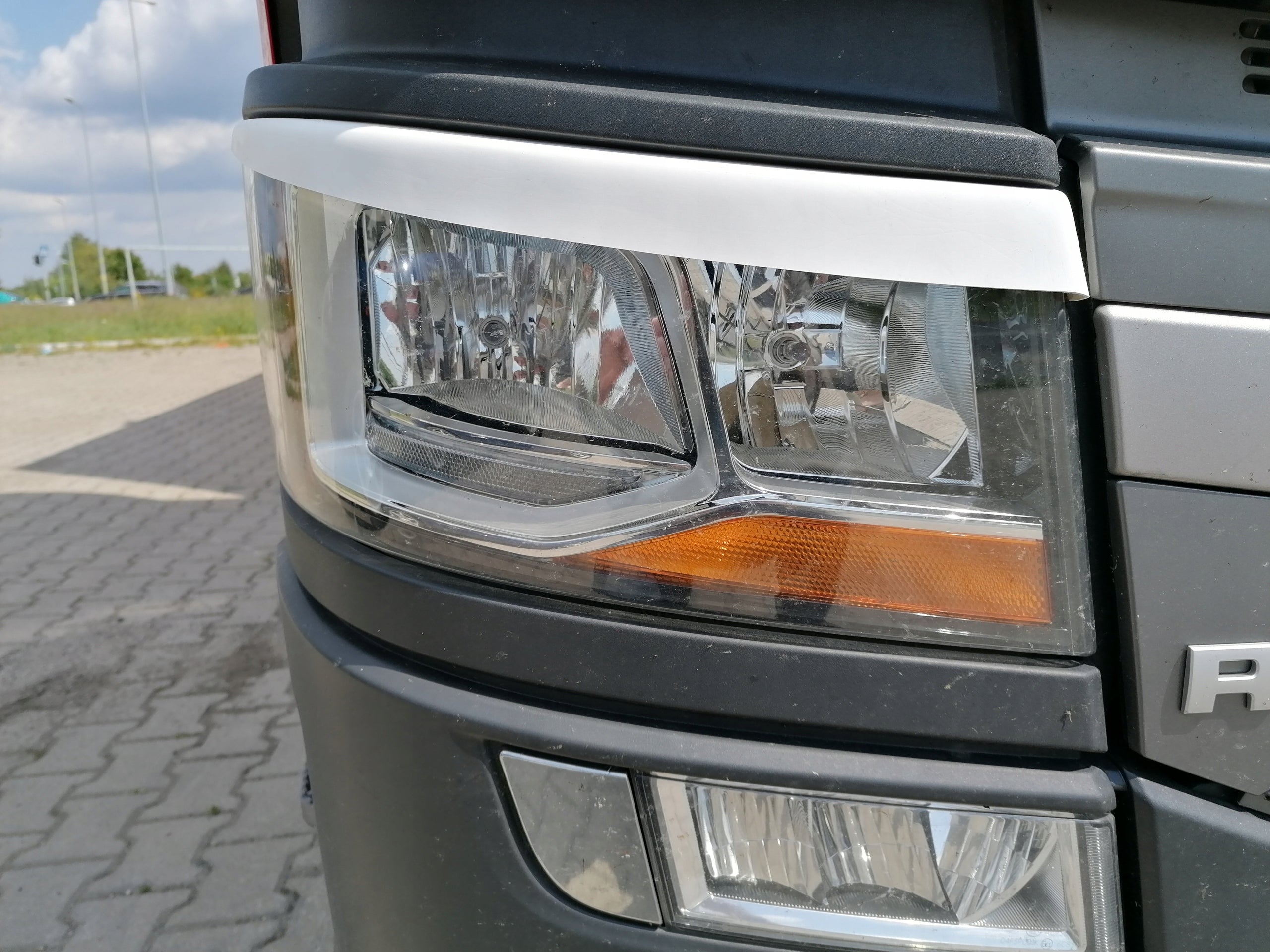 Eye lid for Scania Nextgen R/S Without LED