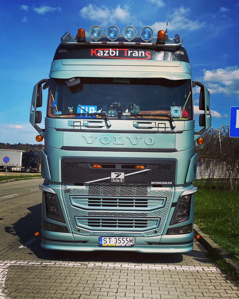 Frontplate til Grill med Preget Tekst - Volvo FH4