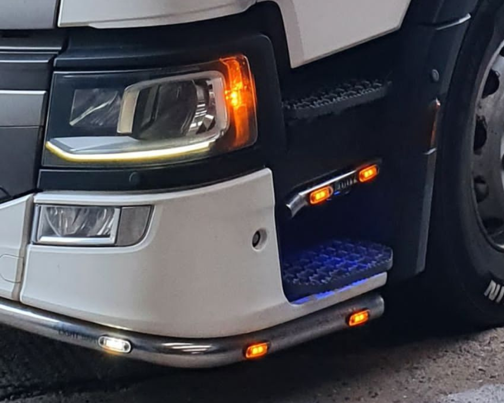 Nexthen Sidebøyler, Trinnbøyler med LED-Belysning - Scania Nextgen – MDA TRUCK AS