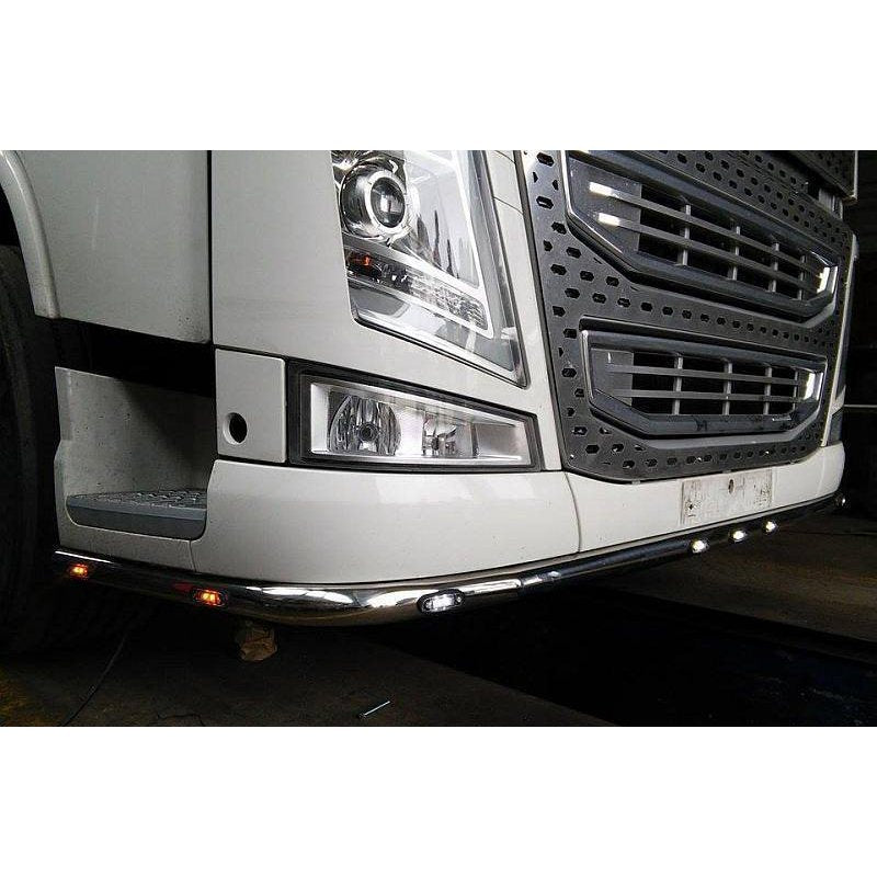Bumper bar in stainless steel/powder coating - Volvo FH4/FH5