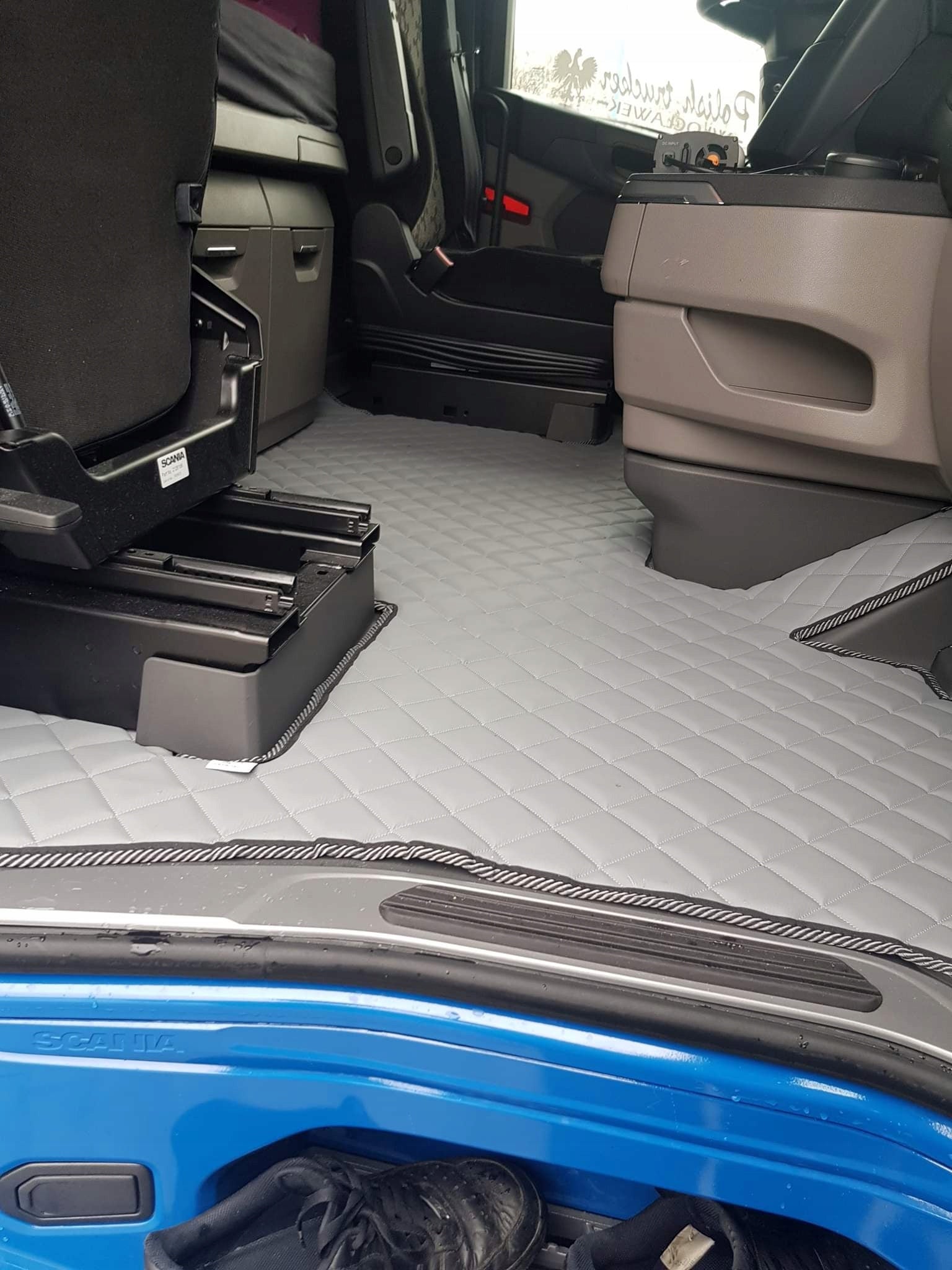 Mat set in Ruter - Scania Nextgen S Fixed Passenger seat